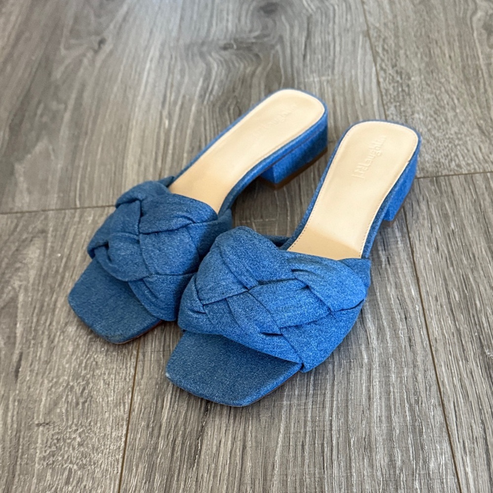 I McLaughlin Blue Braided Women’s Mules Size 9